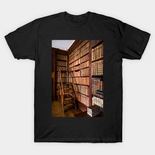 Dunham Massey -Library T-Shirt by jasminewang